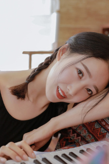 电影深情触摸